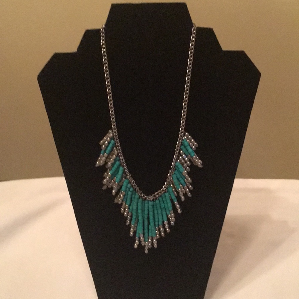 Turquoise Colored Beads & Metal Necklace NWT